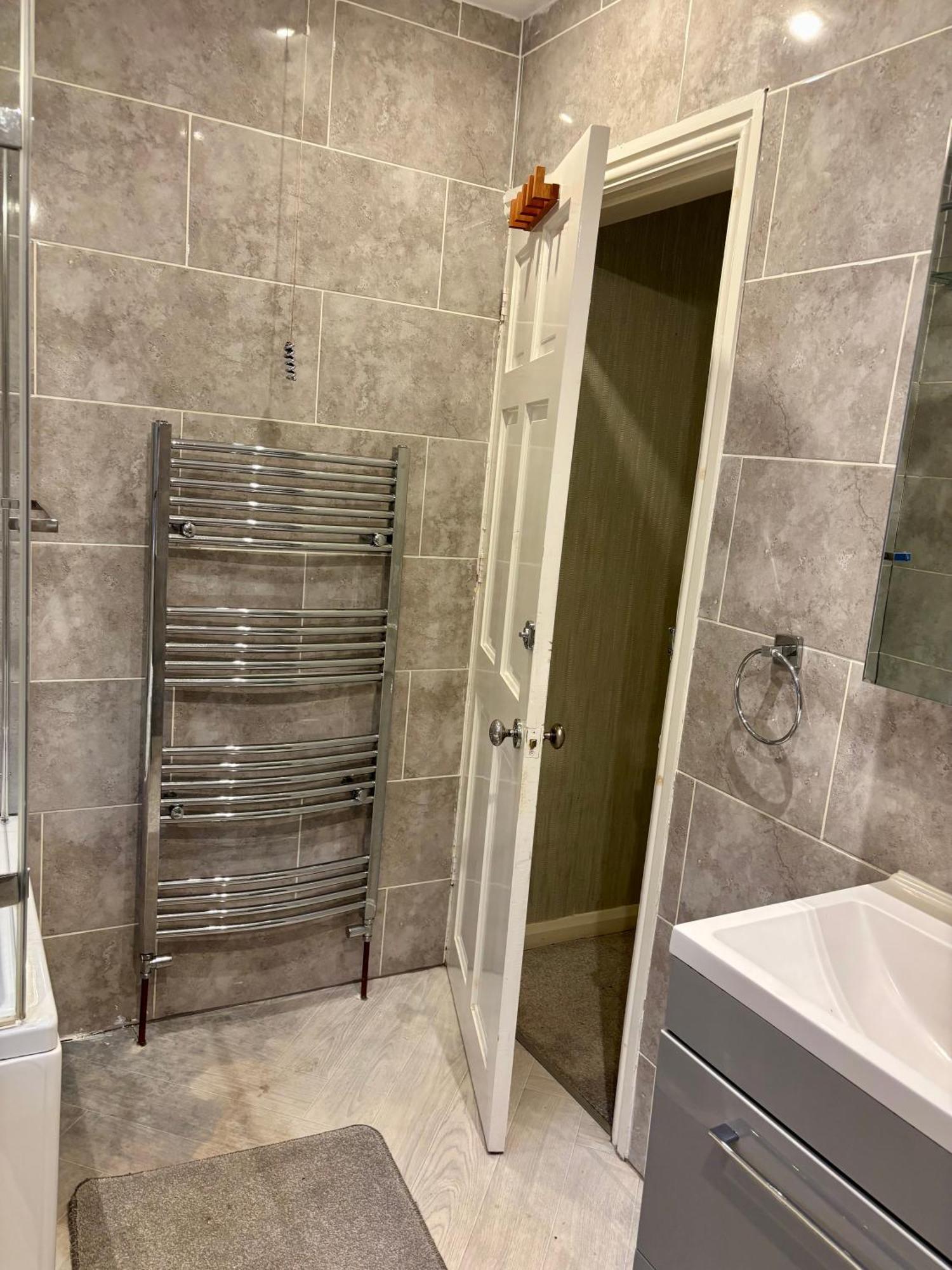 Ehsaan Guest house Birmingham